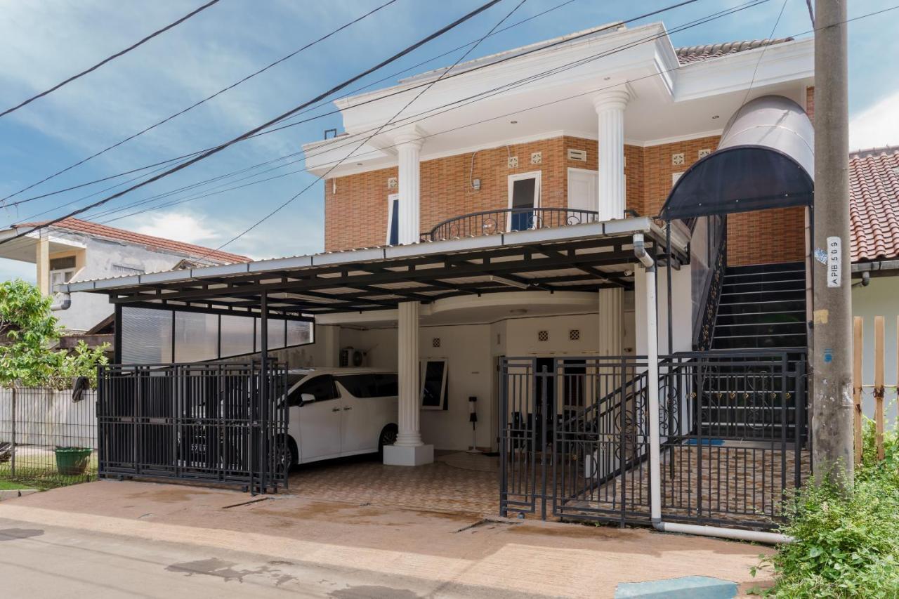 Fast Hous Syariah Bogor Mitra Reddoorz Hotel Exterior photo